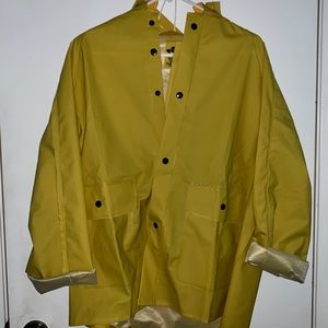 Women’s rain coat